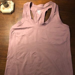 Athleta momentum mauve/purple top, M (see all photos for color), gently used